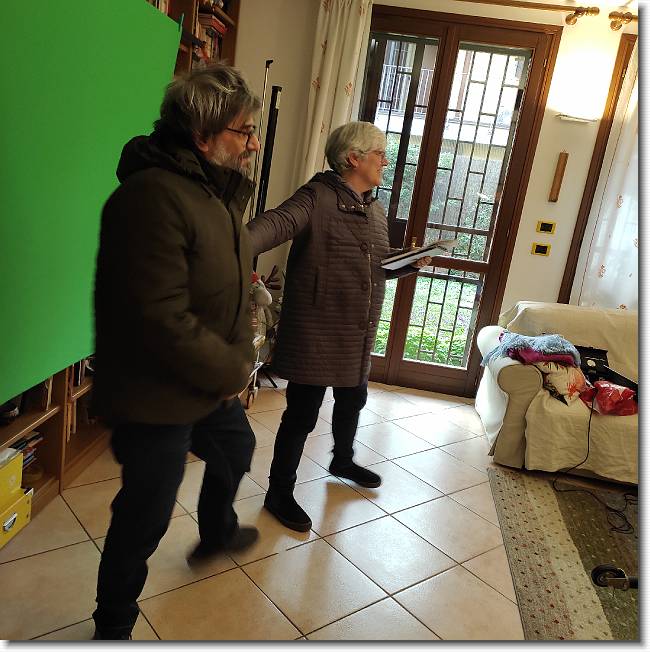 Clicca per scorrere le foto originali ingrandite